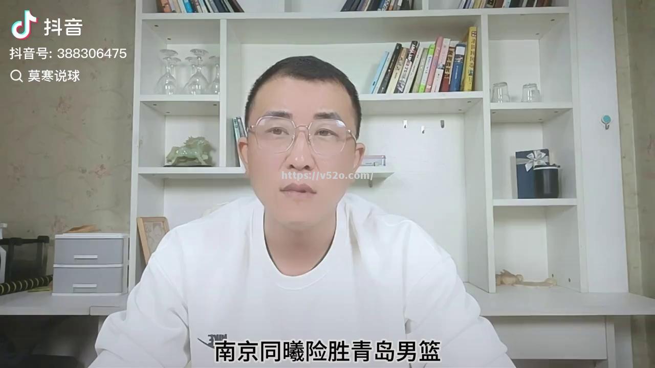 爱游戏体育-广州恒大主教练面临选择困难，球队战术调整待完善